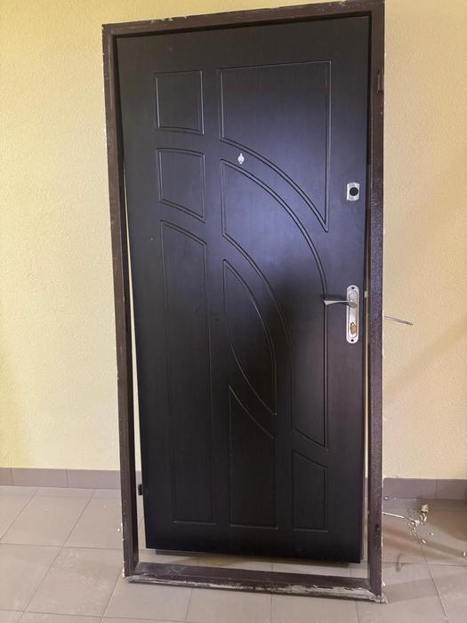 Двері вхідні металеві photo 1