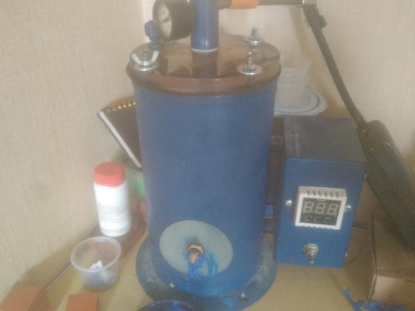 Продам инжектор для восковых изделий photo