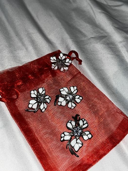 Прикраси photo 1