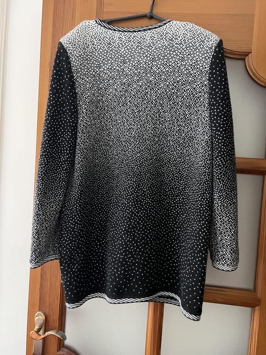 продам кофты на 50-й размер photo 2