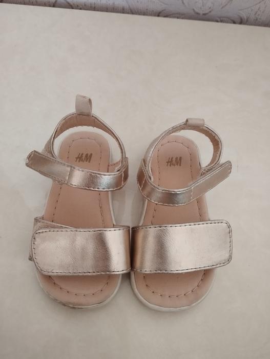 Взуття photo 3