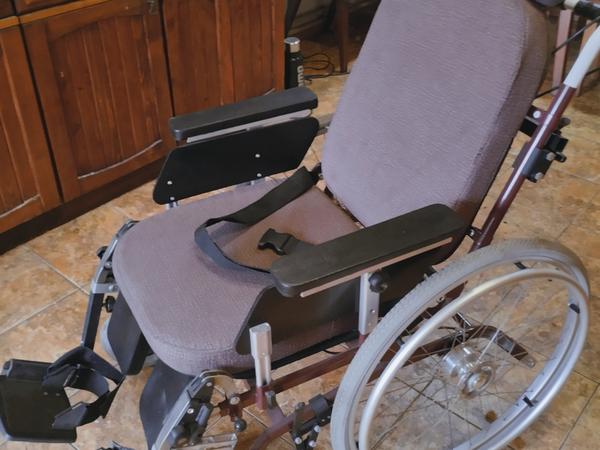 Кресло-коляска п-во з-да Артем фото