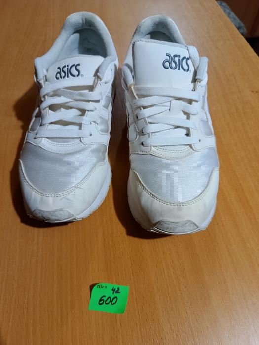 Продам кросівки відомих брендів photo 2