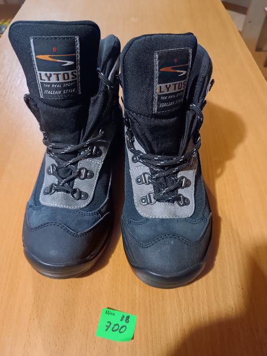 Продам кросівки відомих брендів photo 7