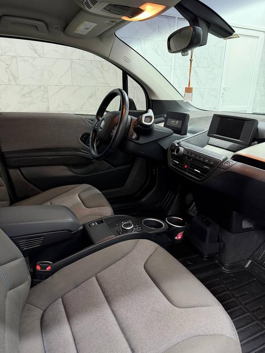 BMV I3 фото 6