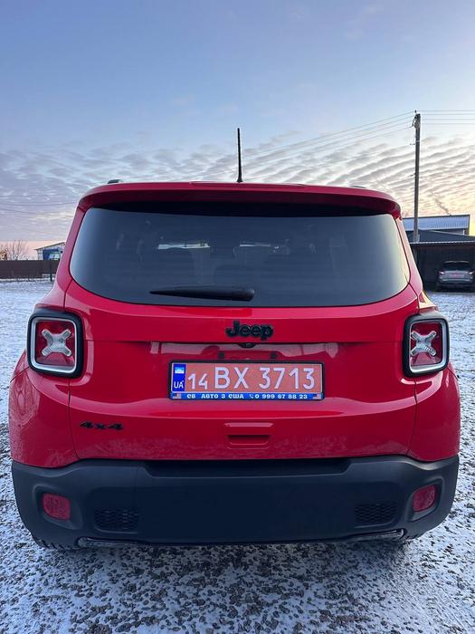 Jeep Renegade фото 5