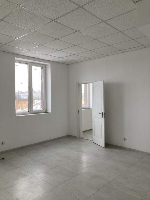 офісне приміщення фото 10