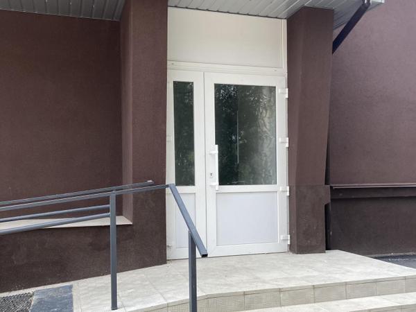 оренда комерційного приміщення фото