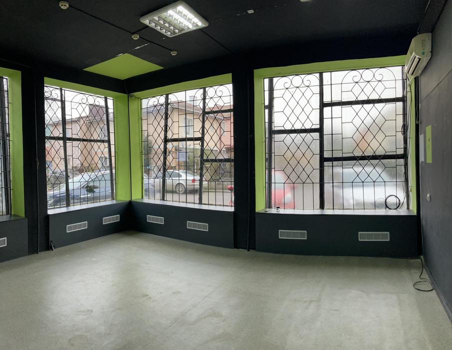 Продаж комерційного приміщення фото 9