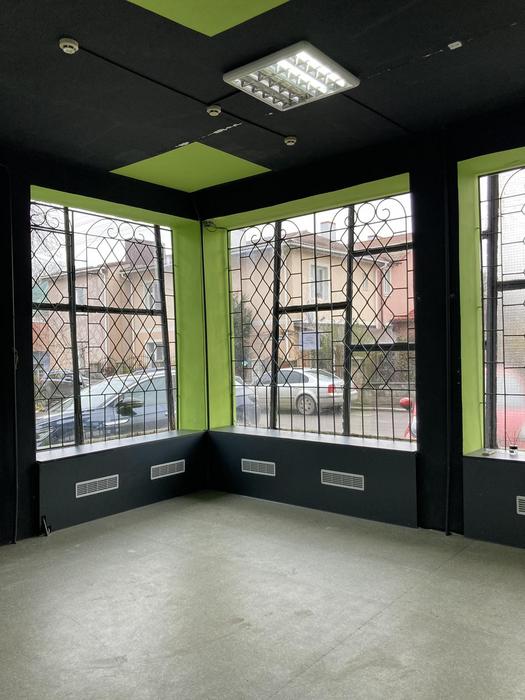 Продаж комерційного приміщення фото 11