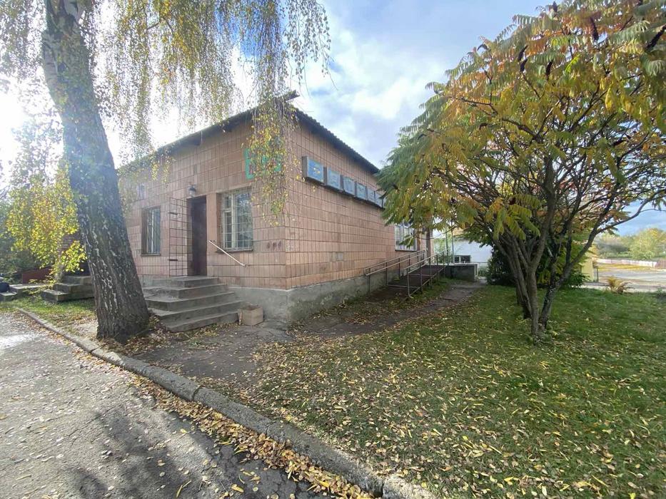 Продаж комерційного приміщення фото 3