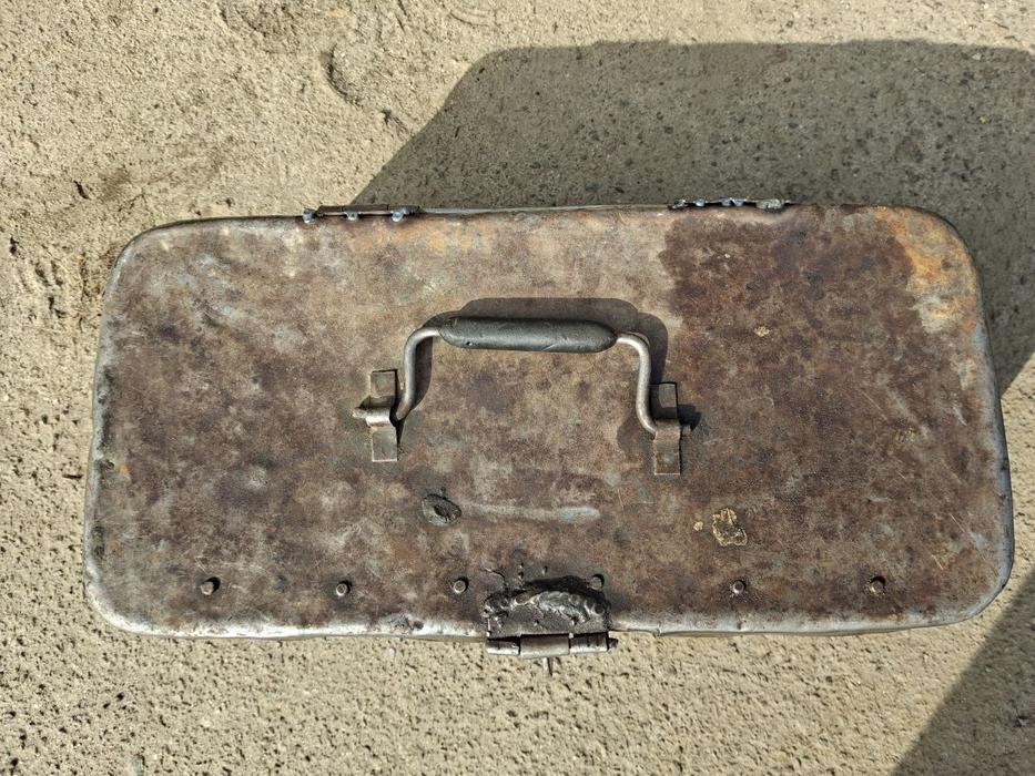 Металевий ящик photo 3