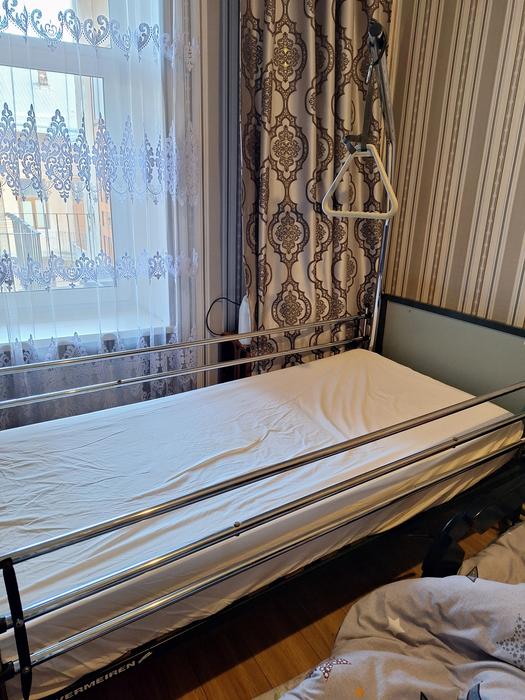 Ліжко лікарняне фото 1