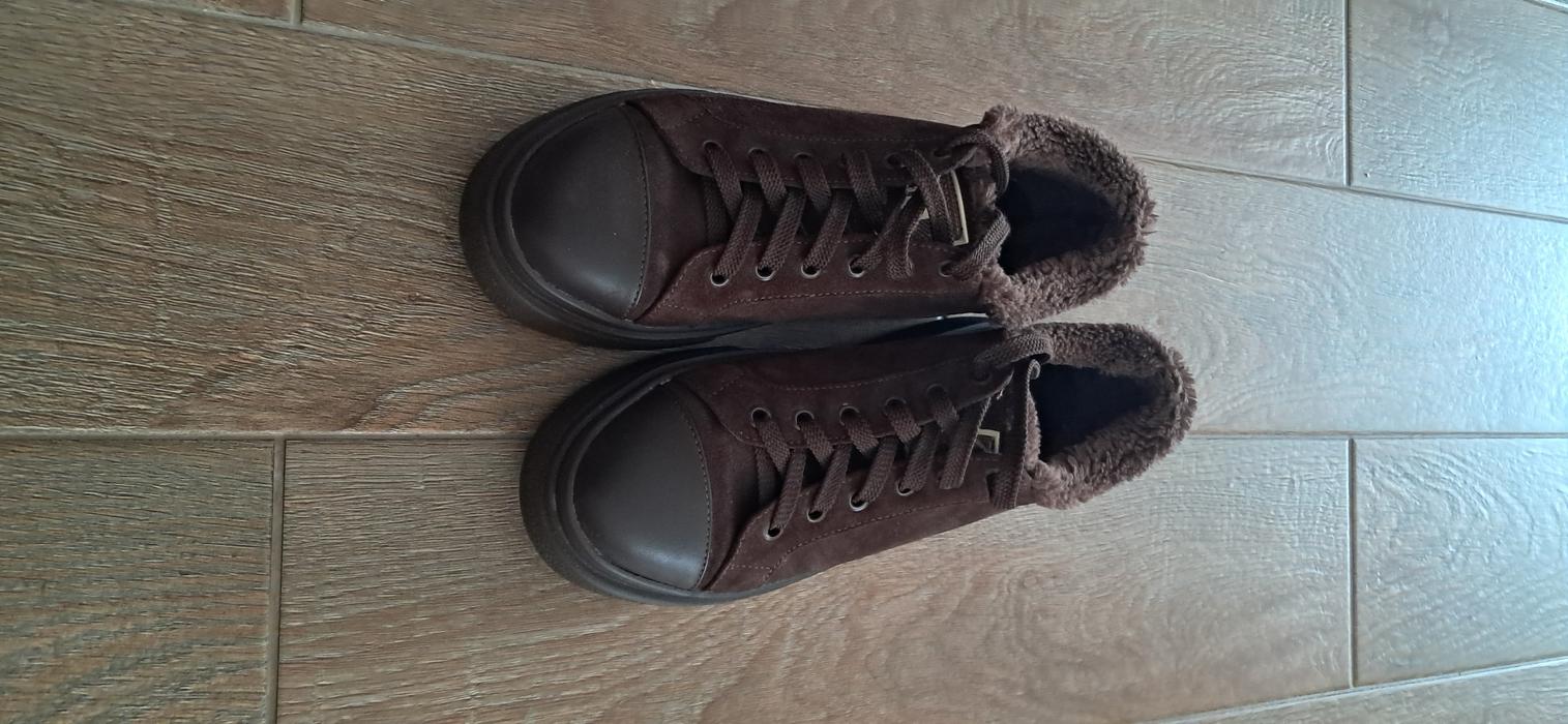 Одяг, взуття фото 3