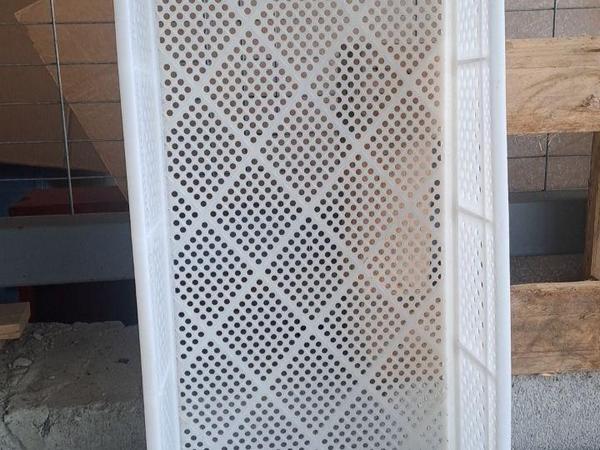 Продам пластикові ящики б/в photo