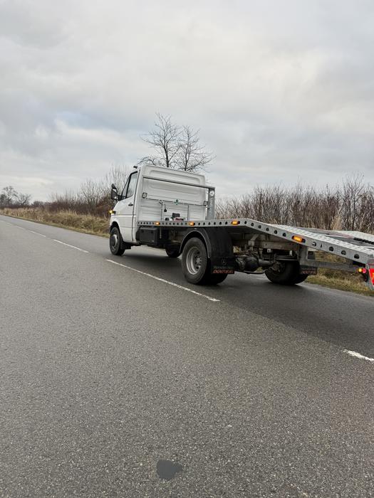 Послуги евакуатора фото 1