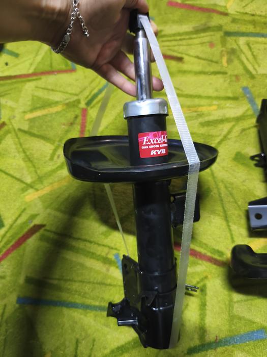 Продам передні стійки КАЯБА на Сузукі КІЗАШІ фото 4