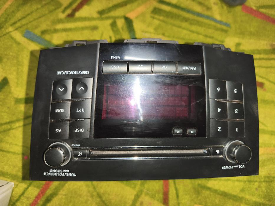 Продам штатну магнітолу на Сузукі КІЗАШІ фото 2