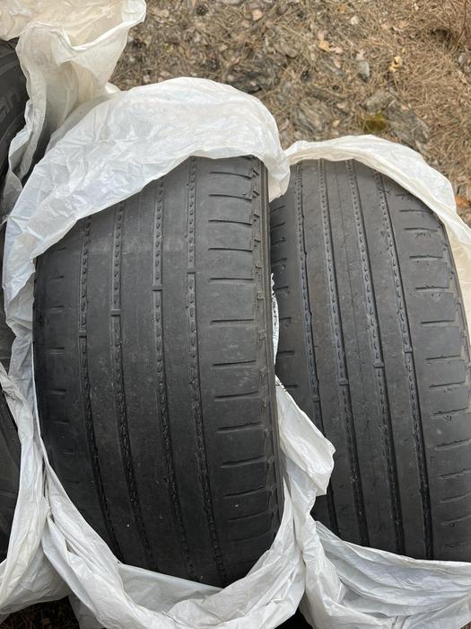 Автомобільна гума photo 2