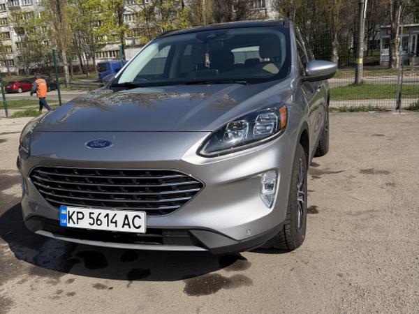 FORD ESCAPE TITANIUM photo