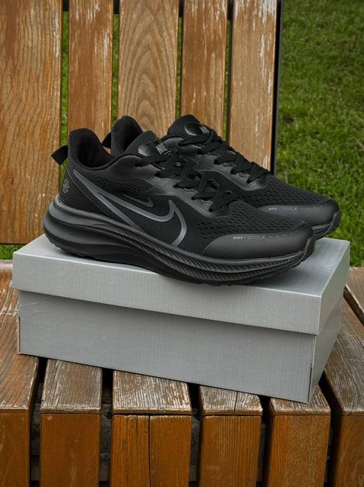 Кросівки Nike Vomero React X photo 2