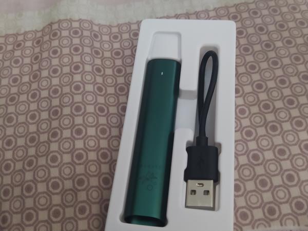 Продаж електронні сигарети фото