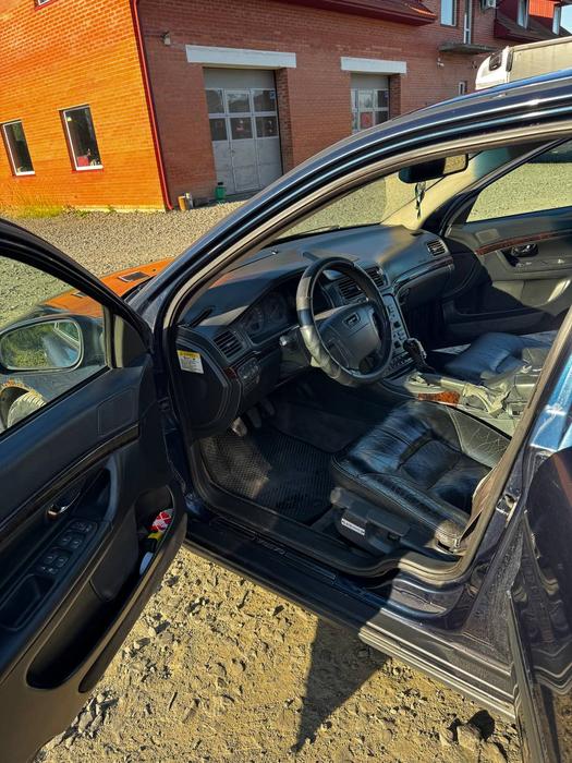 Авто Volvo s80 фото 1