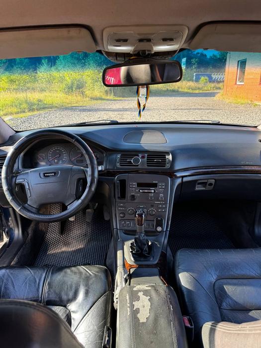 Авто Volvo s80 фото 2