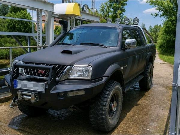 Mitsubishi L200 2,5 Дизель фото