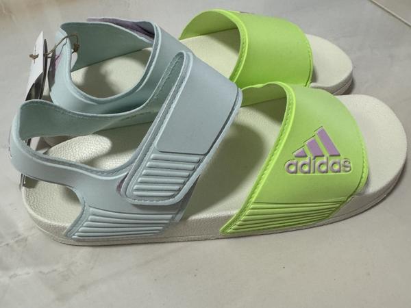 Босоніжки adidas Adilette фото