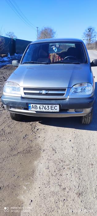 продам авто  в звязку з виїздом нива шевроле 2009 фото 5
