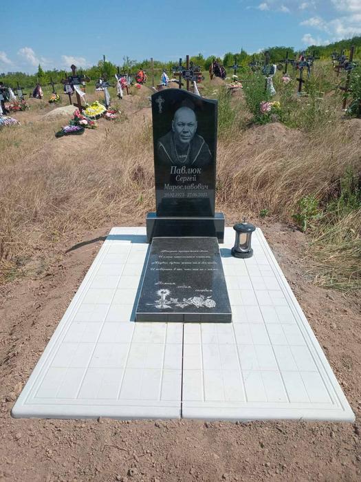 Установка памятников и облагораживания могил photo 1