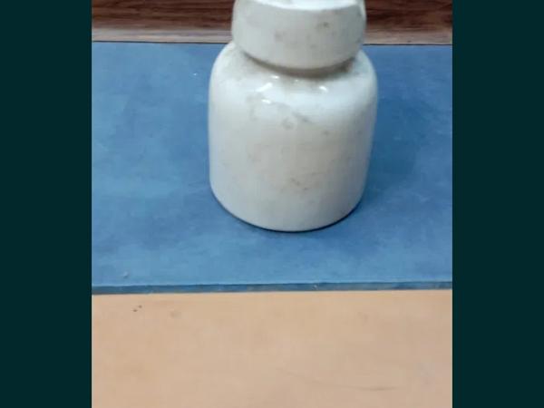 Изолятор 0,4к.В Фарфоровый Стекляный фото