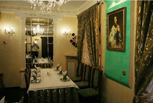 Продам  ресторан в центрі м. Гадяч, Полтавська обл фото 2