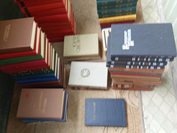Книги .оптом. Суми фото