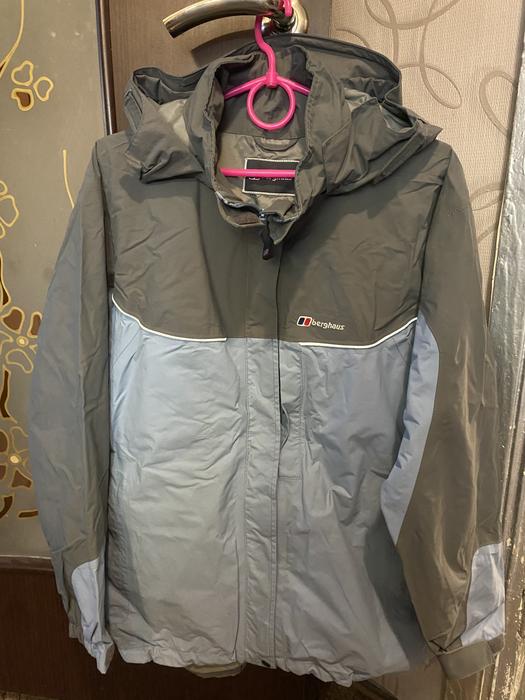 Продам мужскую верхнюю одежду Berghaus Zara фото 1