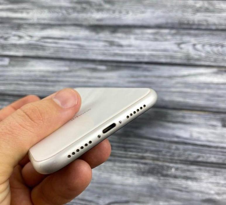 iPhone XR 128gb полностью рабочий photo 5